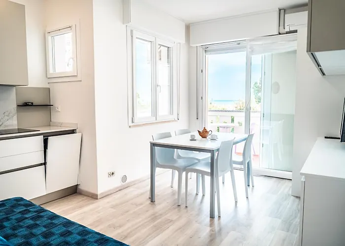 Diana Ovest Apartment